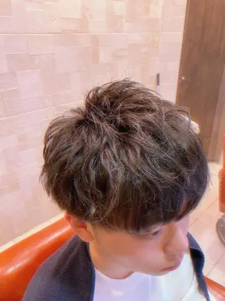 ショート カラー特化 横川　翔希のヘアスタイル