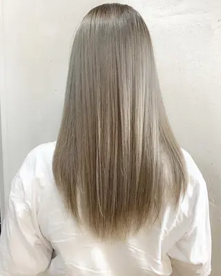 セミロング カラー ヘアアレンジ WATARU🔥／ 外国人風ハイライトのヘアスタイル