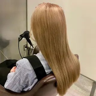 ロング カラー 惣木 菜穂のヘアスタイル