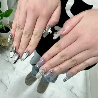 ネイル LAUR Natsukiのネイルデザイン