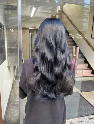 ロング カラー KANUMA SHUTAのヘアスタイル