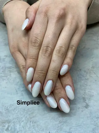 ネイル シンプリー🧚🏻 ワン👗渋谷店もえなのネイルデザイン