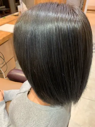 ミディアム カラー 田島 美咲のヘアスタイル