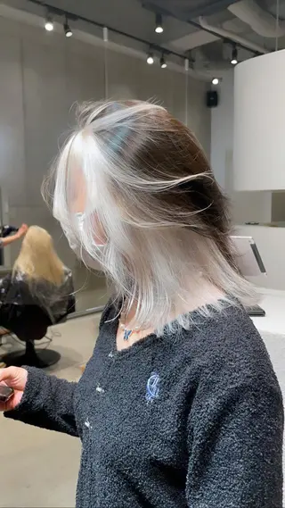 ミディアム カラー MONIQA所属・🐲RYUKI メンズブリーチのヘアスタイル