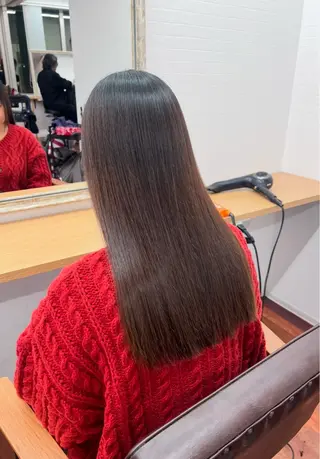 セミロング GRAN LUSSO岡山駅前【グランルッソ】所属・GRAN LUSSO 【MIHARU】のヘアスタイル