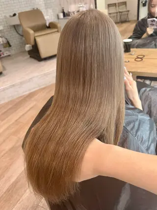 セミロング カラー 新宿/レイヤー/ ブリーチ/西川翔真のヘアスタイル