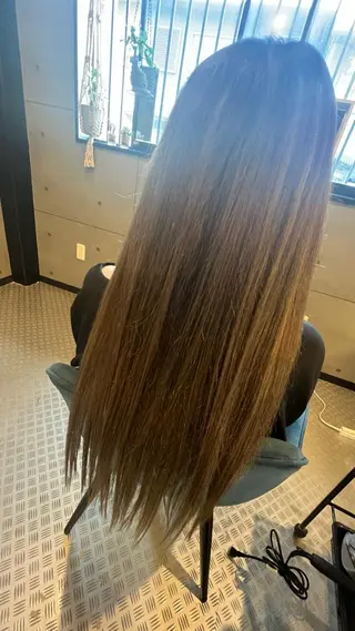 ロング total beauty salon libertas所属・下前 藍のヘアスタイル