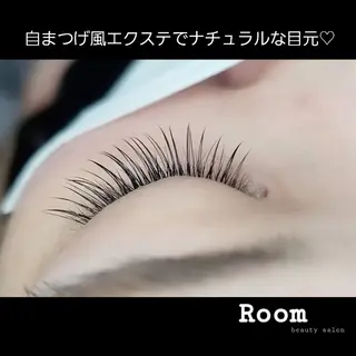 マツエク・マツパ Room beautysalon所属・Room   〔 YUI 〕のマツエク・マツパデザイン