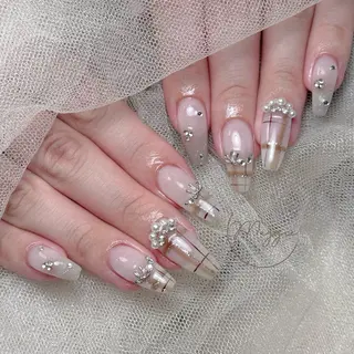 ネイル Maggie Nail🦩のネイルデザイン