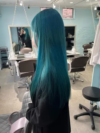 ロング カラー ヘアアレンジ 🩶【推しハイトーン 】yuzu🩶のヘアスタイル