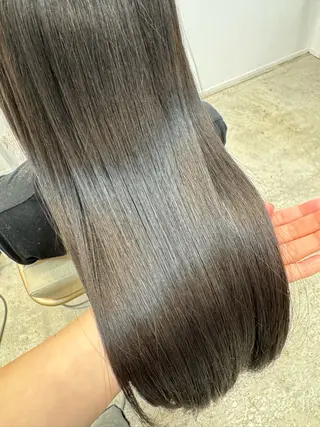 ロング カラー 植木 まりなのヘアスタイル
