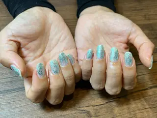 ネイル HENRIETTA NAILSALONのネイルデザイン