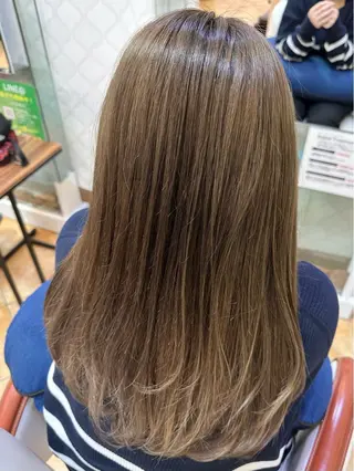 カラー PARIS PARI 西条店所属・廣藤 梨花のヘアスタイル