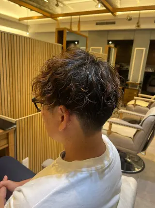 パーマ メンズ 海江田 しずかのヘアスタイル
