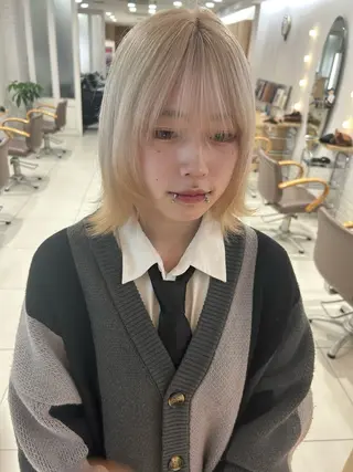 ミディアム 大川 綾乃のヘアスタイル