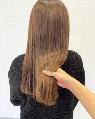 ロング カラー GOODDAY ヘアサロンのヘアスタイル