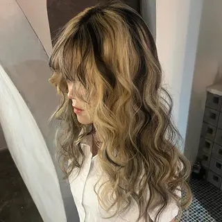 カラー ORGN.所属・りね🪐グランジ /y2k/平成ギャルのヘアスタイル