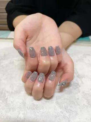 ネイル 高尾 梨花のネイルデザイン