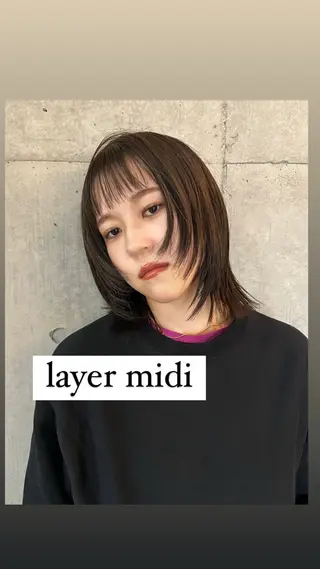 ショート レイヤーカット\ウル フ　chinatsuのヘアスタイル