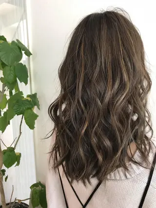 ロング カラー 🪽まつエク𖧷 ヘアー🩵Naomiのマツエク・マツパデザイン