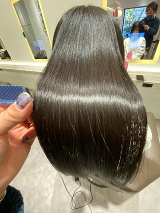 ロング ムトウセイマ/艶髪 /艶ケアWブリーチのヘアスタイル