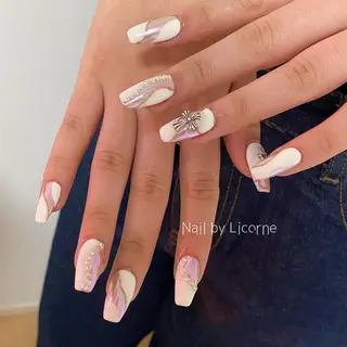 ネイル Nail by Licorneのネイルデザイン