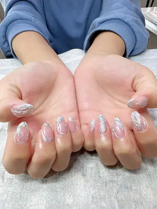 ミディアム ネイルサロンジーエム所属・ネイルサロン ジーエムのネイルデザイン