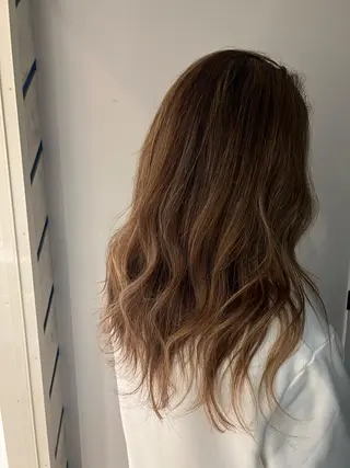 ロング カラー ヘアアレンジ TACE新宿所属・おさない りくのヘアスタイル
