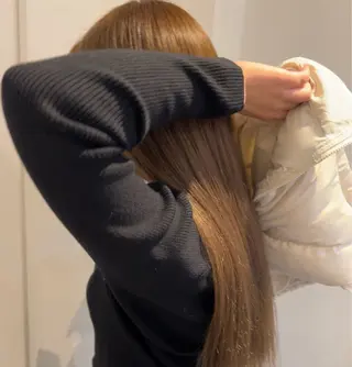 ミディアム カラー KOCHAB所属・三谷 はるなのヘアスタイル