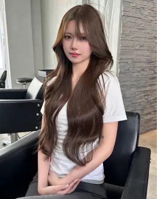 ロング カラー ヘアアレンジ 🫧🇰🇷韓国ヘア レイヤー🐺Yutaのヘアスタイル