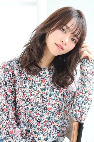 セミロング カラー 自由が丘×似合わせ ディレクター枦山大将のヘアスタイル