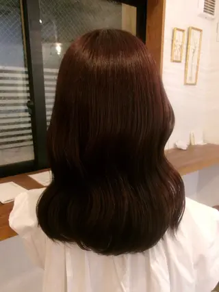 カラー kochab 本山/ 大谷めいのヘアスタイル