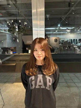 ロング Luccica PARIS所属・佐川 舞斗のヘアスタイル