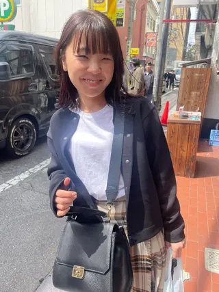 セミロング さの あやねのヘアスタイル