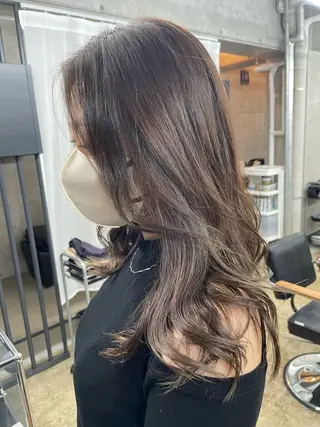 ロング カラー ボブ/透明感カラー EMIRIのヘアスタイル