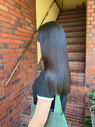 ロング 凜 (りん)のヘアスタイル