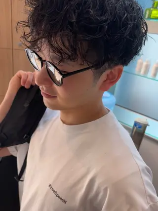 パーマ メンズ 池田理紗/メンズ カット/切りっぱなしのヘアスタイル