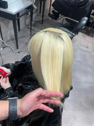 ミディアム カラー 🇰🇷ハイトーン× 韓国レイヤー레이어드のヘアスタイル