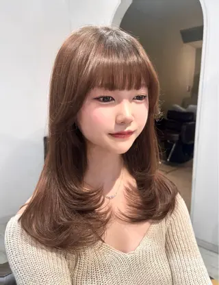 ロング レイヤーカット ✨️進藤ひかりのヘアスタイル