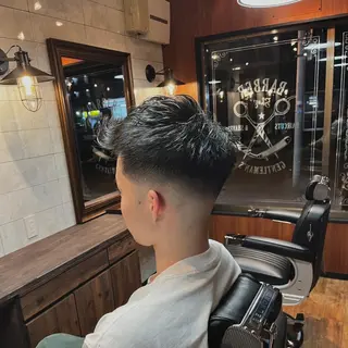 ショート メンズ 坪田 龍樹のヘアスタイル