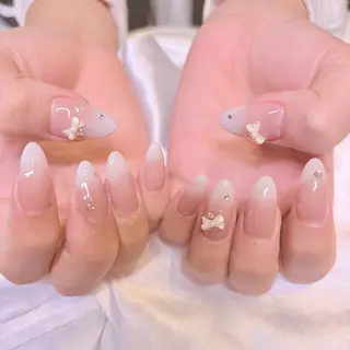 ネイル nail salon e'mu💐のネイルデザイン