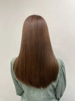 ロング カラー 手塚 由佳のヘアスタイル