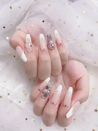 ネイル ジョリ En 💞🦋のネイルデザイン