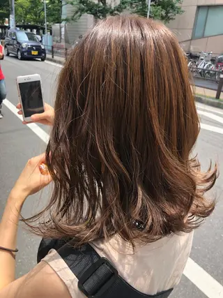 ミディアム カラー 國次 夕貴のヘアスタイル