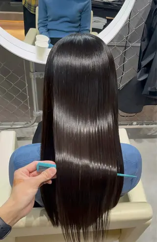 ロング CoCooN TAKUMAのヘアスタイル