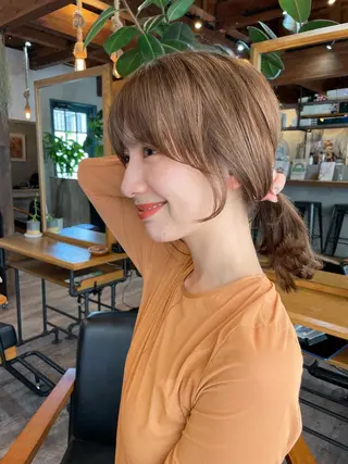 ミディアム カラー 結べるレイヤーボブ くびれLady表参道のヘアスタイル