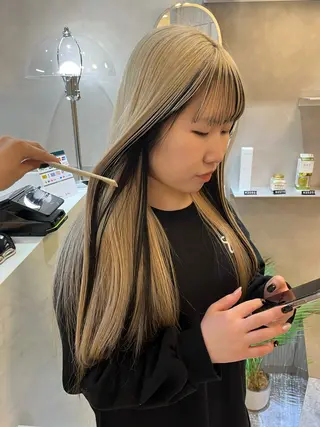 ロング カラー このか🕊️ベージュ /グレージュ/カットのヘアスタイル