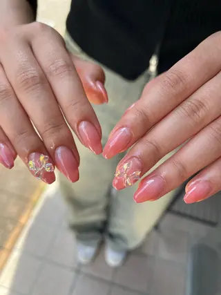 ネイル 西村 美咲のネイルデザイン