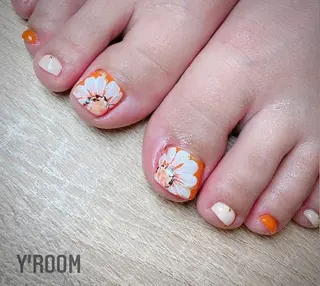 ネイル YUKA （ネイリスト）のネイルデザイン