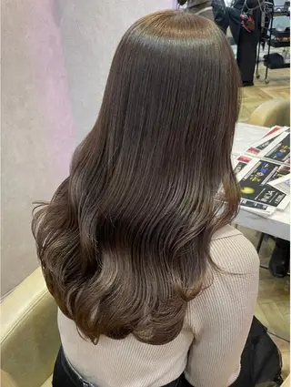 ロング カラー 透明感カラー🤎 中川智帆のヘアスタイル